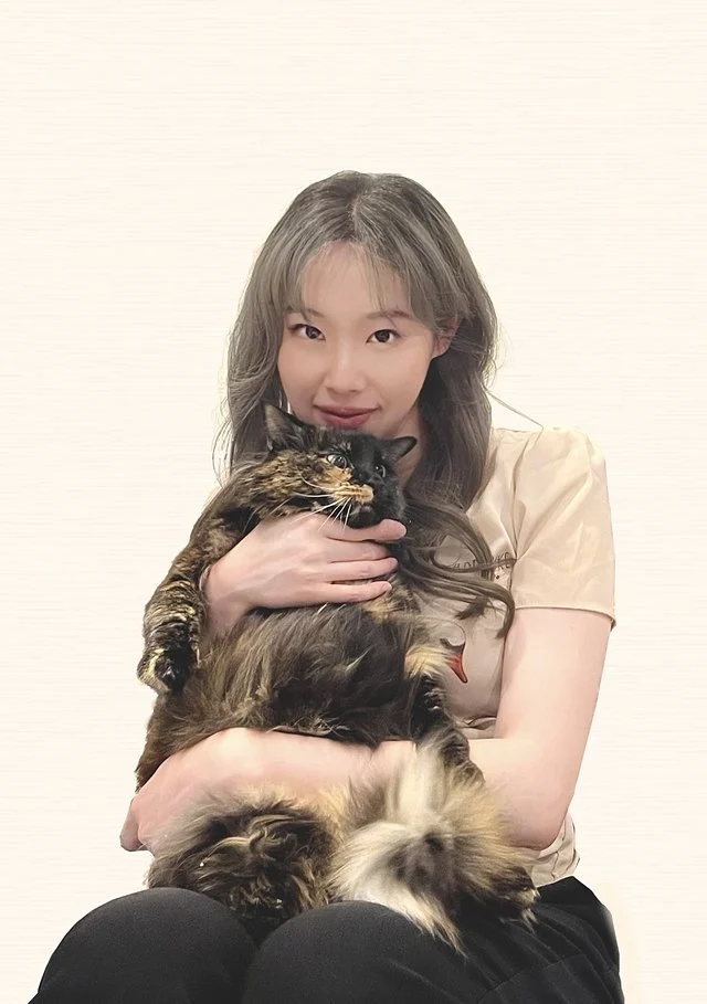 Scarlett with Jiumi